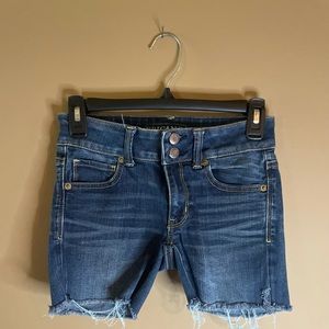 American eagle shorts size 00